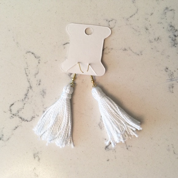 White Tassel Fringe Earrings - Picture 2 of 4